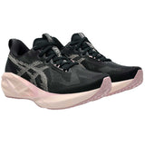 Tenis Asics Running NOVABLAST 5 Negro Rosa Mujer