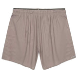 Short Deportivo Satisfy Space‑O 5" Café Hombre