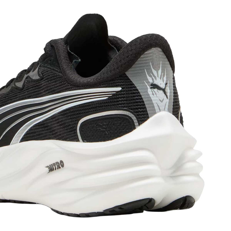 Tenis Puma Run Velocity NITRO 4 Negro Plata Hombre