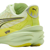 Tenis Puma Running Deviate NITRO 4 Amarillo Negro Mujer