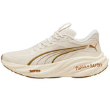 Tenis Running Magnify NITRO 3 Puma X Saysky Beige Mujer