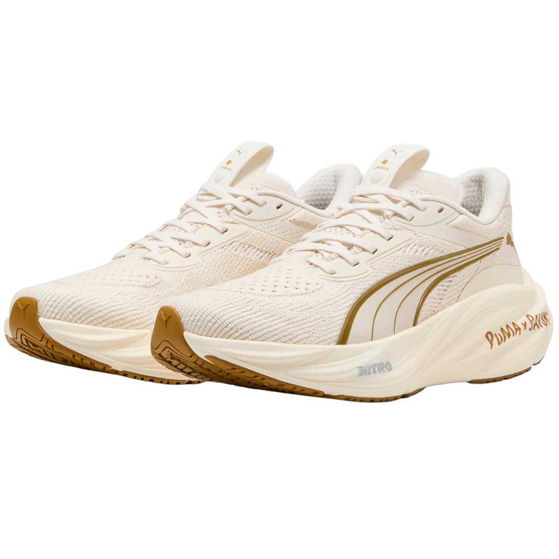 Tenis Running Magnify NITRO 3 Puma X Saysky Beige Mujer