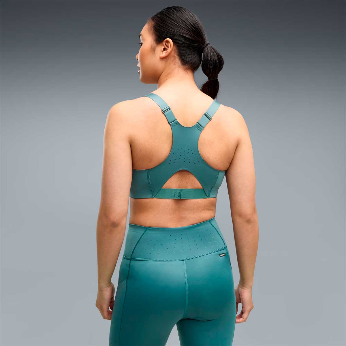 Top Deportivo Puma HYROX PWRMODE Sports Bra Verde Mujer