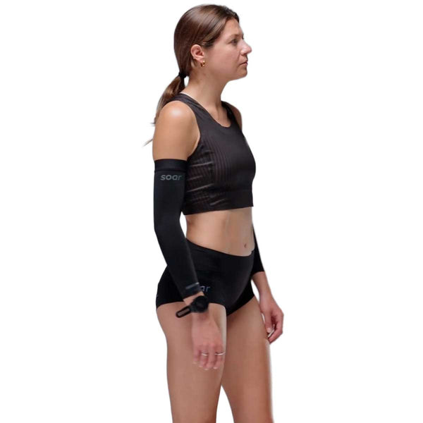 Crop Race Vest Soar Running Ultraliviano Negro Mujer