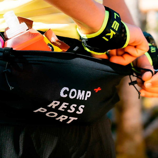 Cangurera Running Compressport Free Pro Negro