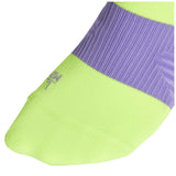 Calceta Adidas RUNxGRAFIC Para Correr Verde Gris Unisex