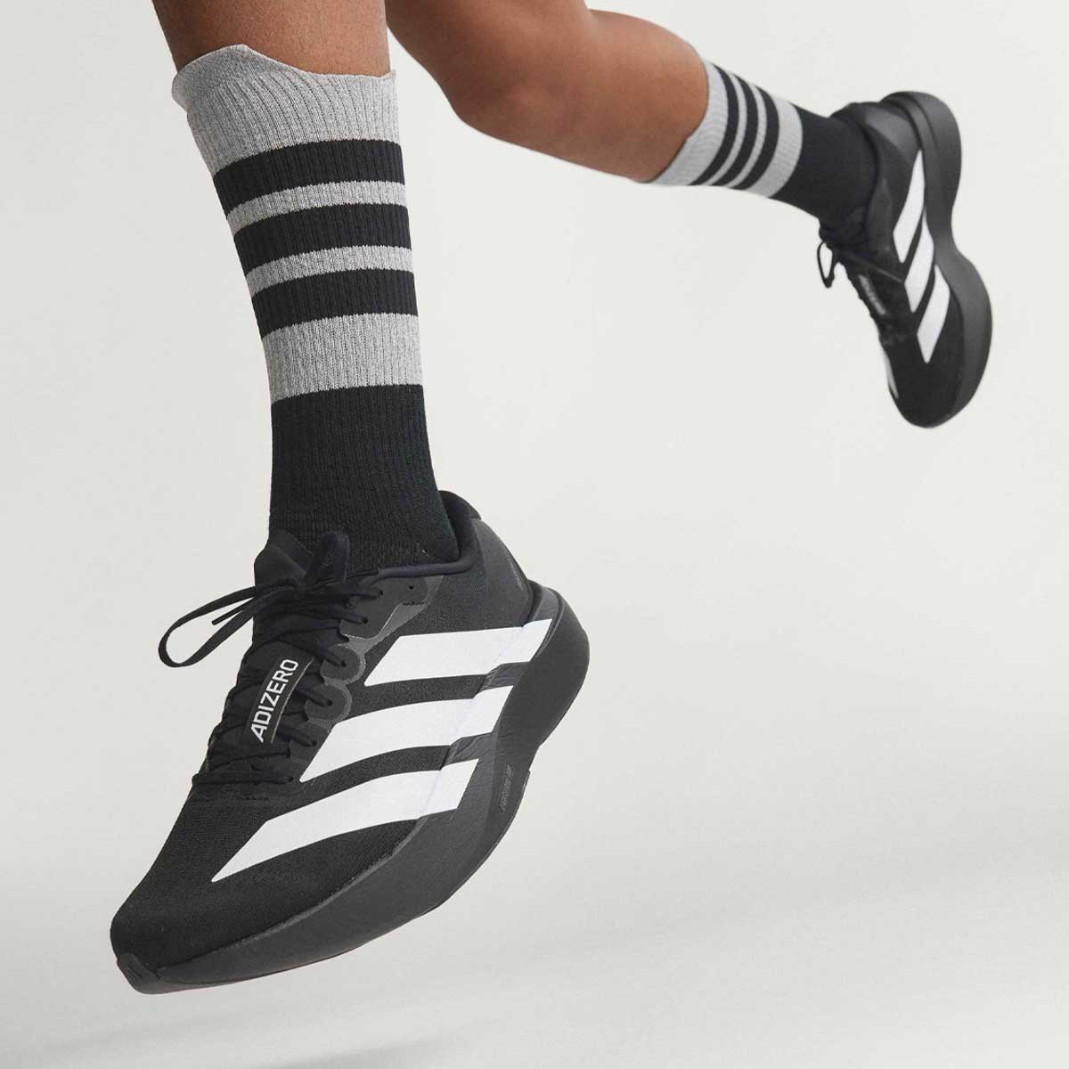 Tenis Adidas ADIZERO EVO SL Negro Blanco Hombre