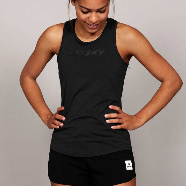 Playera Deportiva Saysky Logo Pace Top Negro Mujer