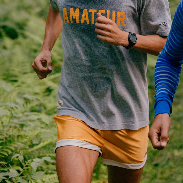 Short Deportivo Tracksmith Van Cortlandt Grand Honey Gold Hombre