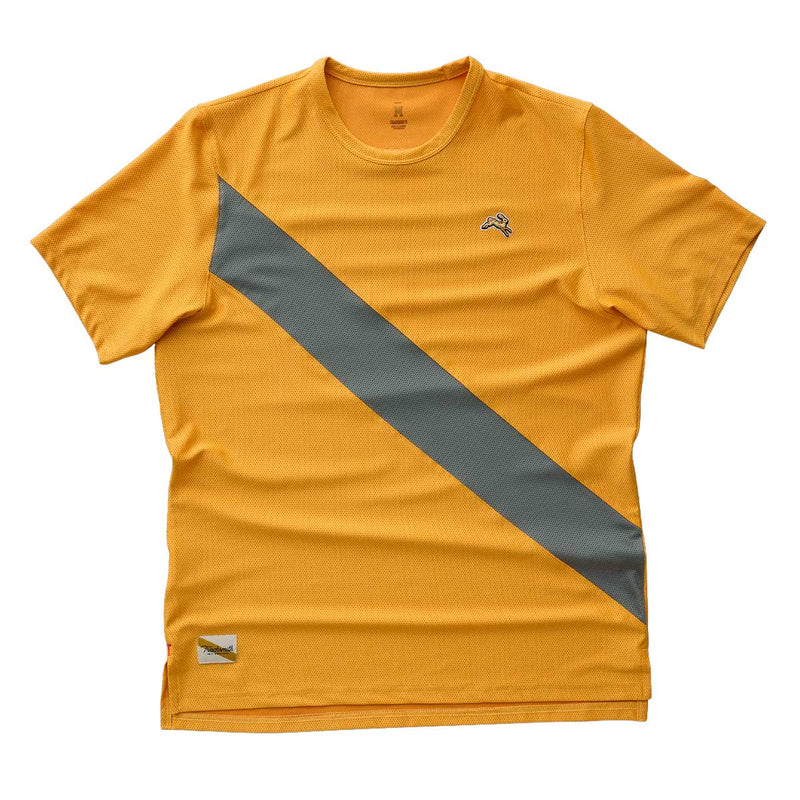 Playera Deportiva Tracksmith Van Cortlandt Tee Honey Gold Hombre