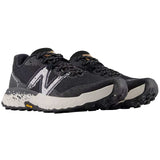 Tenis New Balance HIERRO V7 Trail Negro Blanco Hombre