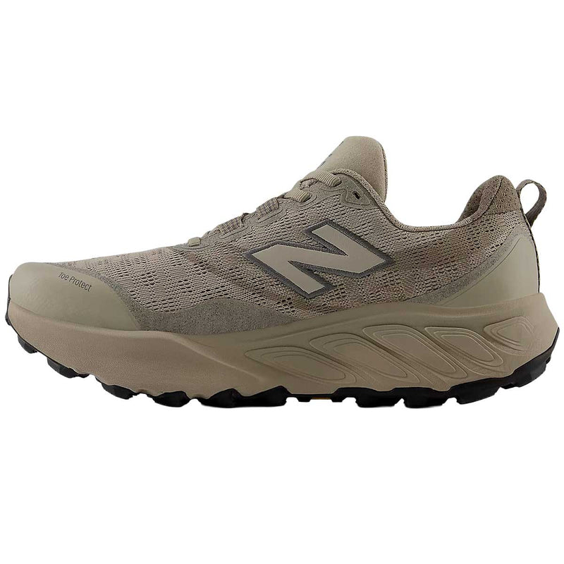 Tenis New Balance HIERRO V9 Café Negro Hombre