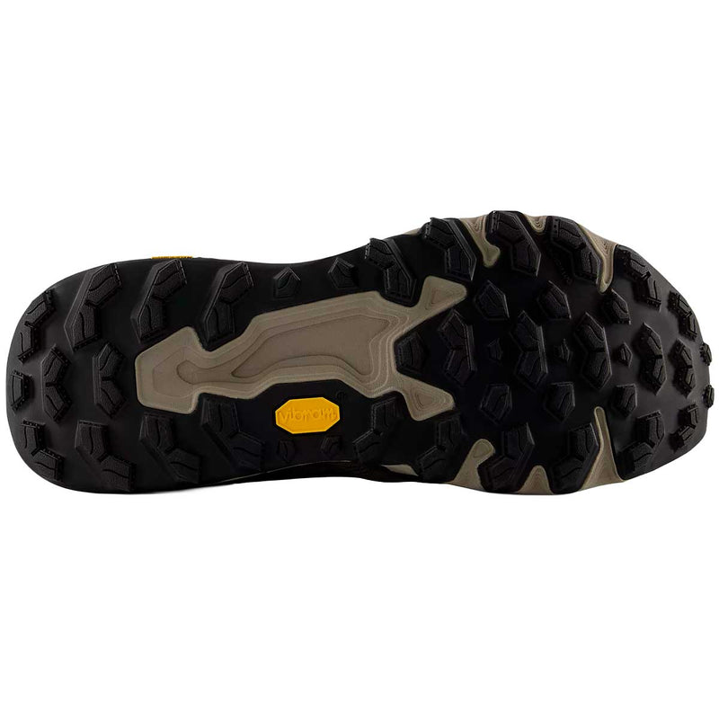 Tenis New Balance HIERRO V9 Café Negro Hombre