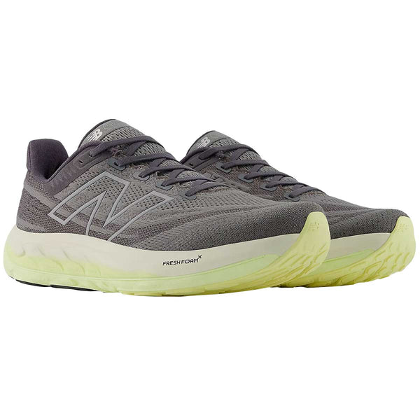 Tenis New Balance Running VONGO V6 Negro Verde Hombre