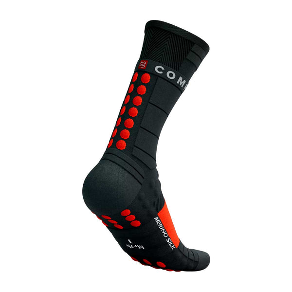 Calceta Compressport Pro Racing Socks Winter Run Black Red