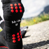 Calceta Compressport Pro Racing Socks Winter Run Black Red