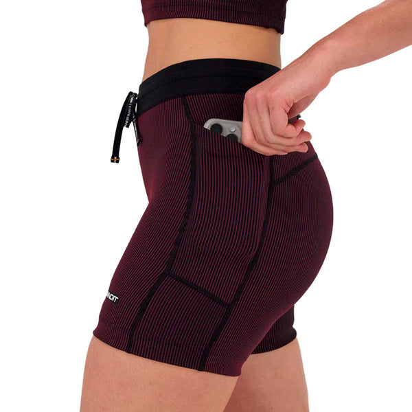 Short Bandit Striped Cadence™ 5" Compression Black Fig Mujer