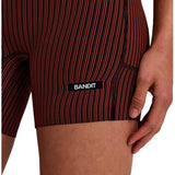 Short Bandit Striped Cadence™ 5" Compression Mahogany Mujer