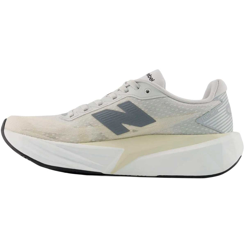 Tenis New Balance Running REBEL V5 Gris Beige Mujer