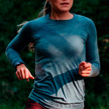 Playera Manga Larga Deportiva Tracksmith Brighton Navy Mujer