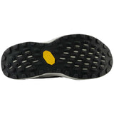 Tenis New Balance Hierro v8 Trail Running Negro Mujer