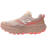 Tenis New Balance HIERRO V9 Café Melón Mujer