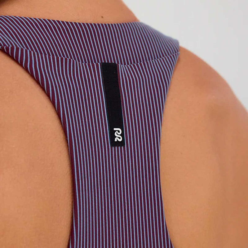 Top Deportivo Bandit Striped Cadence a Rayas Fig Mujer