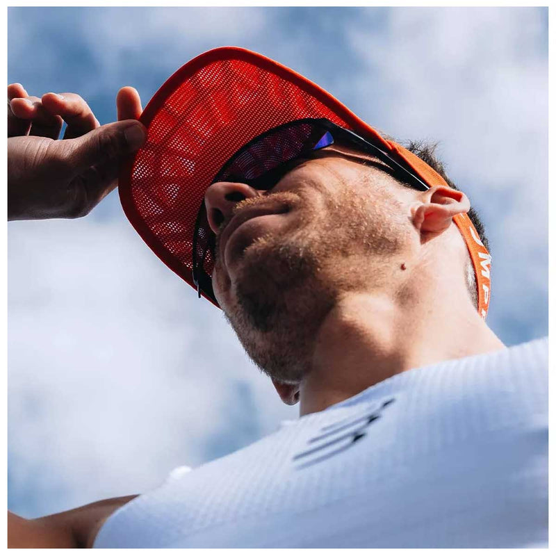 Visera Deportiva Compressport Spiderweb Ultralight Visor Red