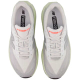 Tenis New Balance Running REBEL V5 Gris Verde Hombre
