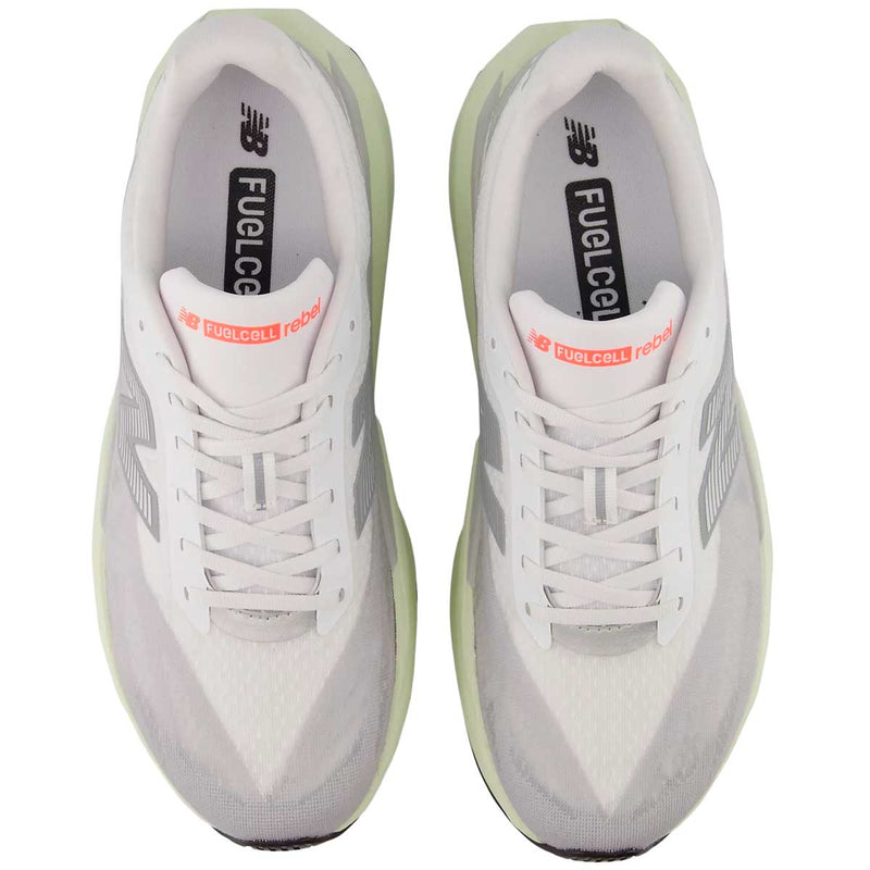 Tenis New Balance Running REBEL V5 Gris Verde Hombre