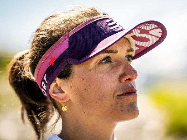 Visera Compressport Ultra ligera Guindo