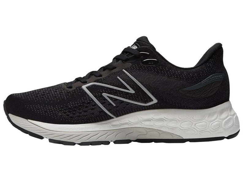 Tenis Running New Balance 880 V12  Negro Blanco Hombre