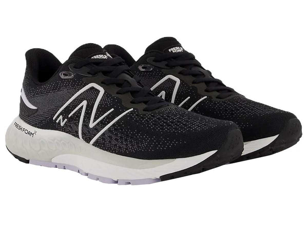 Tenis Running New Balance 880 V12 Negro Blanco Mujer