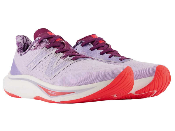 Tenis New Balance Fuel Cell REBEL V3 NYC Marathon Mujer