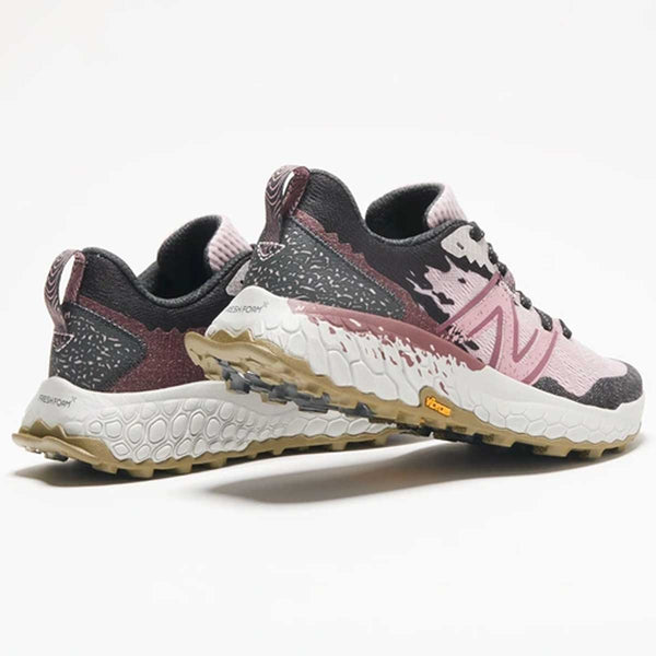 Tenis New Balance Trail Running HIERRO V7 Gris Rosa Mujer