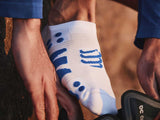 Calcetines Running Compressport Invisibles Blanco